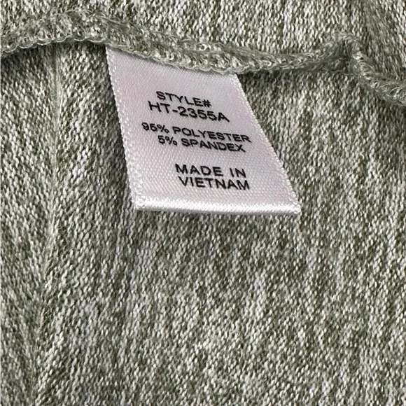 Zenana Outfitters Women's Heathered Green Crop Top size XL NWOT - Picture 3 of 3